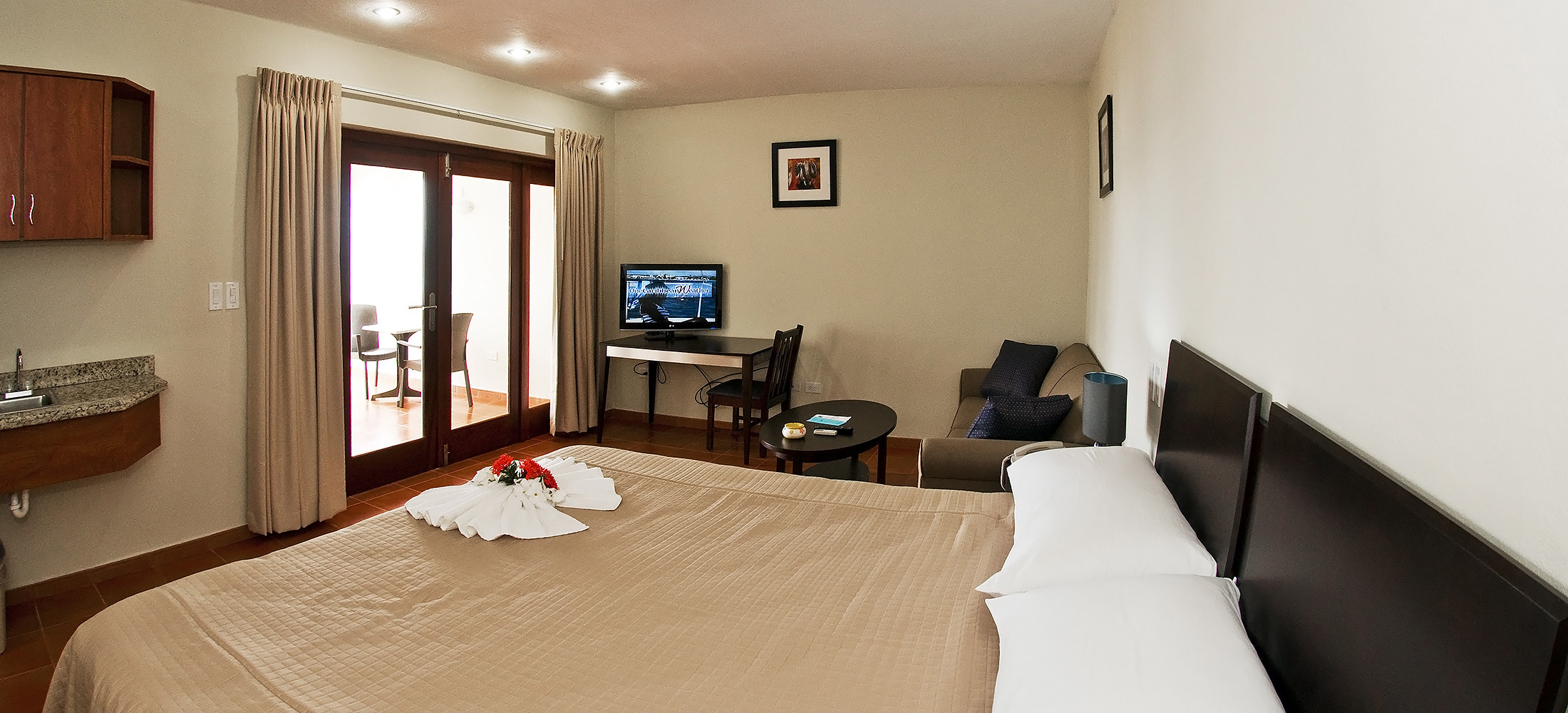 Deluxe Oceanfront Svit